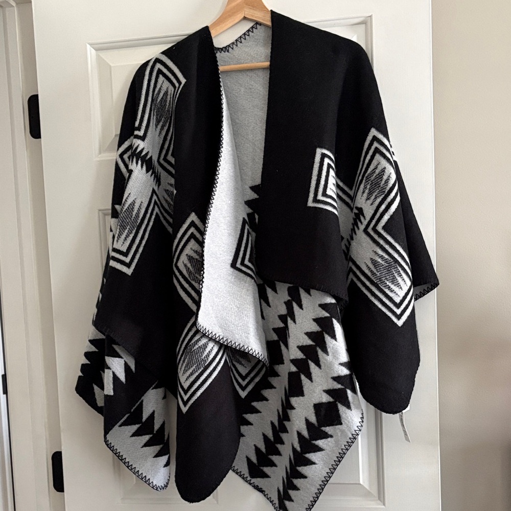 Brand new with tags Old Navy Women’s Wrap Coat for sale!